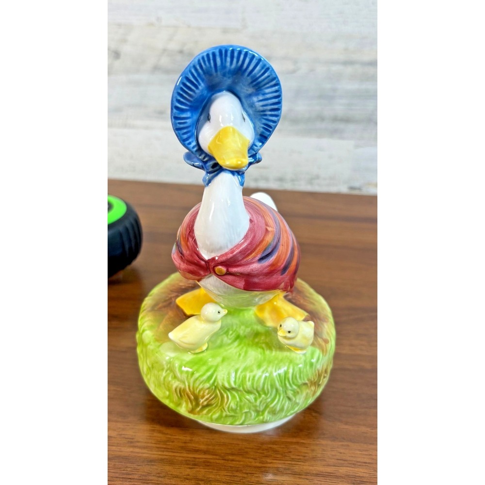Vintage Schmid Beatrix Potter Jemima Puddle Duck Revolving Music Box, Carpenters